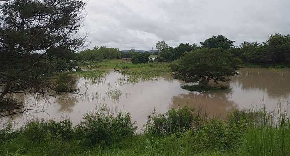 Shots of flooded farms along the White Volta