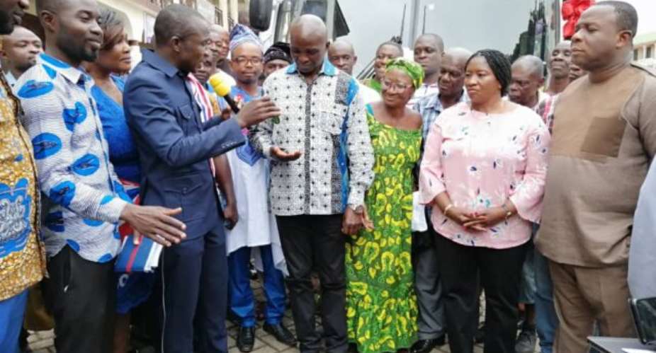AR: Nhyiaeso MP purchases bus, rents office for constituents