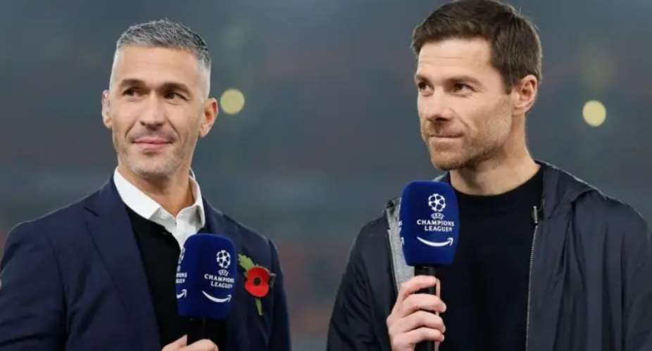 Getty ImagesImage caption: Luis Garcia (left) and Xabi Alonso spent three seasons together at Liverpool between 2004 and 2007