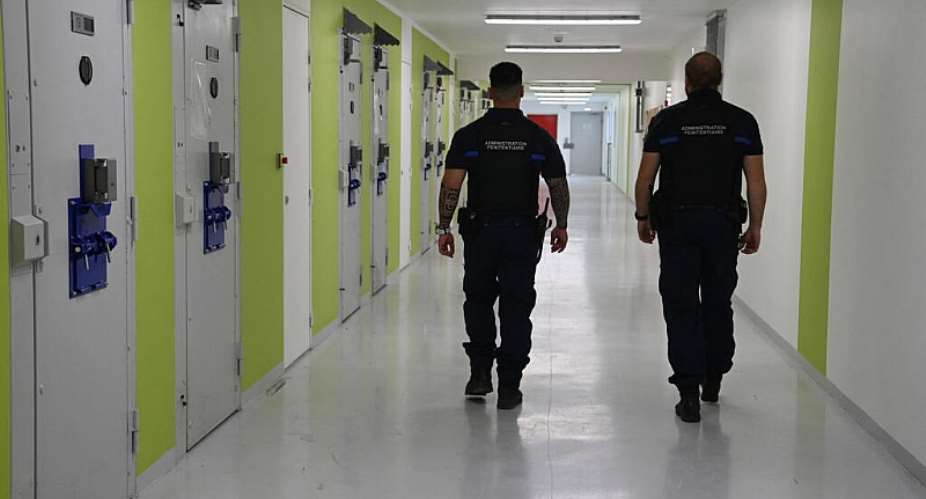 The department dealing with inspections of French prison receives a surge in complaints during heatwaves. - AFP - JEAN-FRANCOIS MONIER