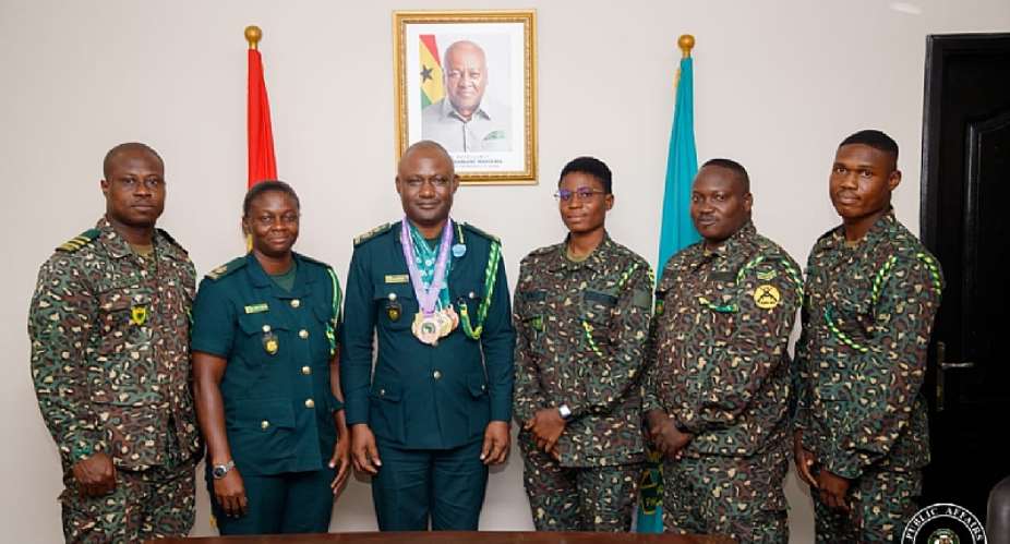 Ghana Immigration and Prisons Service Directors meet African Armwrestling Champions