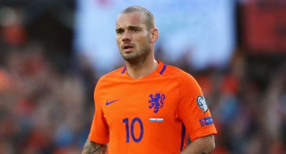 Netherlands Great Sneijder Retires From Football