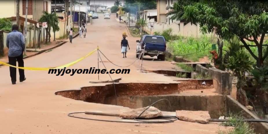OFOR Campaign: We'll fix your roads before elections- Kwadaso MCE to residents