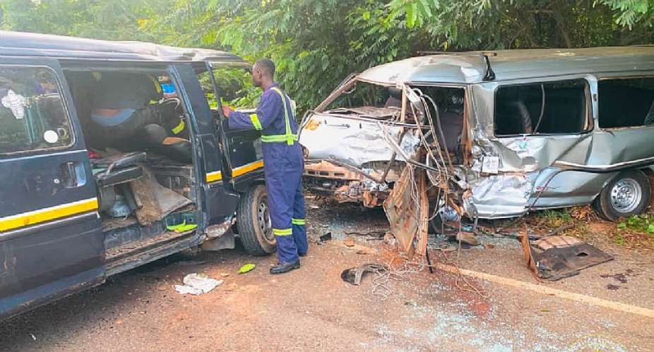 One dead, 10 injured in Adukrom–Somanya highway fatal crash
