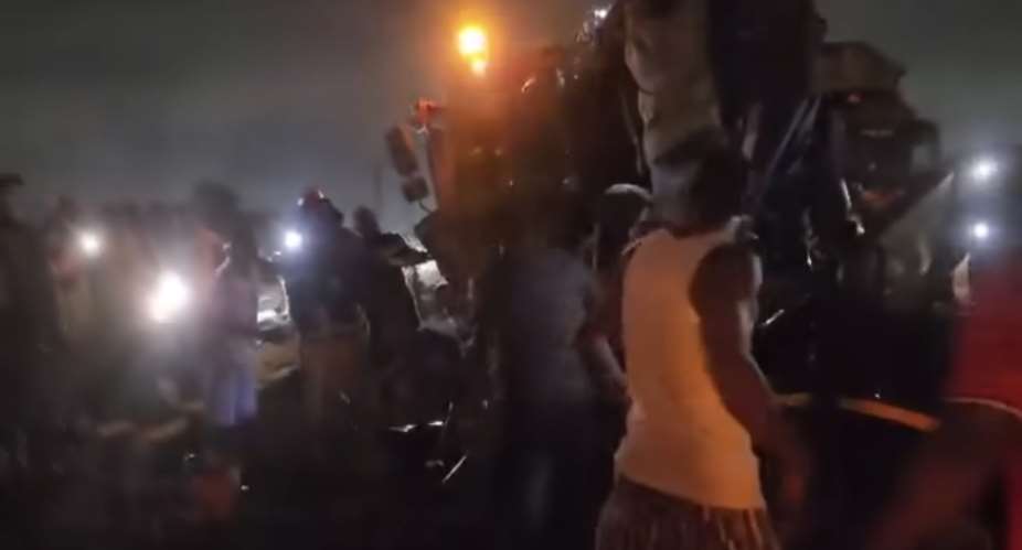 Five reported dead in multiple-vehicle crash at Ofankor barrier