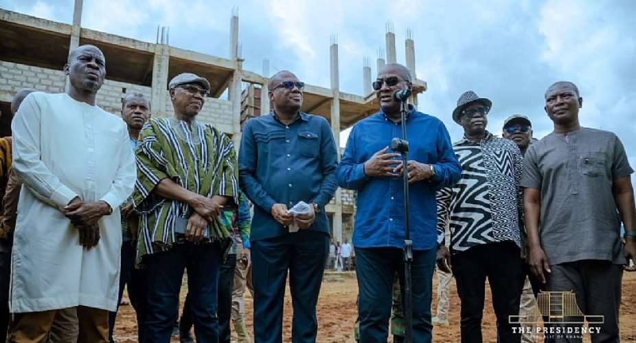 Mahama backs UTAS medical school in Navrongo, secures funding for abandoned lab
