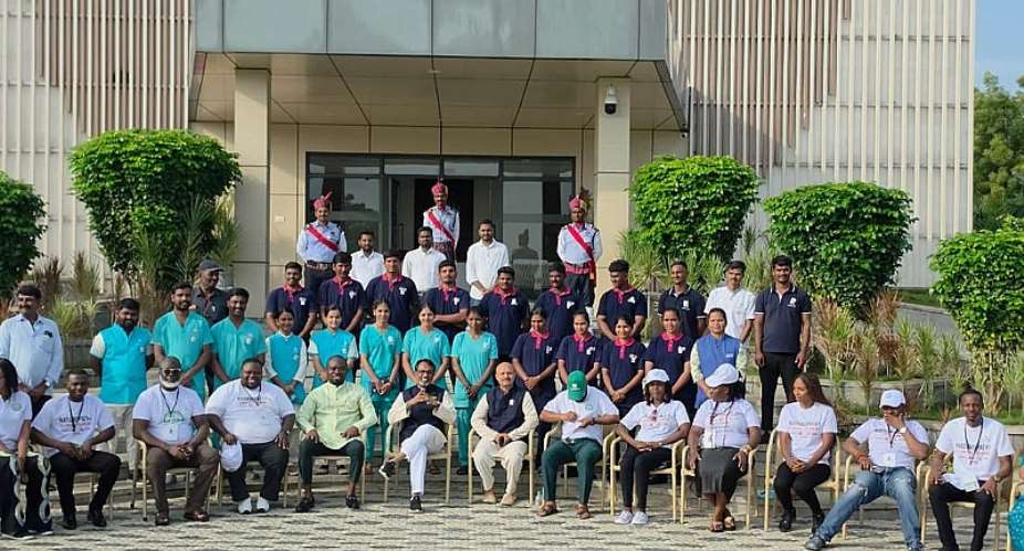 Group picture of first Ghanaian Naturopaths in India at Arujiva Ayurveda & Naturopathy Hospital, Kalaburagi, India