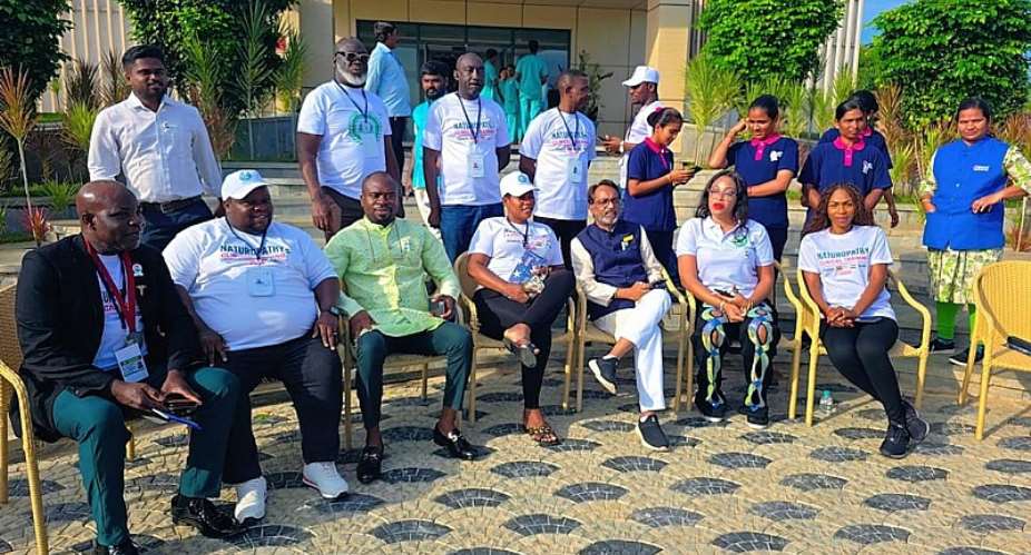 Group photograph of African Naturopathy Project, India
