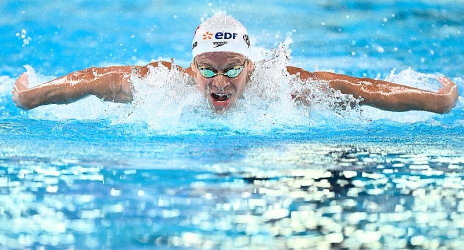 Frances Lon Marchand competes in the final of the mens 200m butterfly swimming event during the LEN European Aquatics Championships at the Olympic Aquatic Centre in Saint-Denis on August 15, 2026. -  Julien de Rosa, AFP