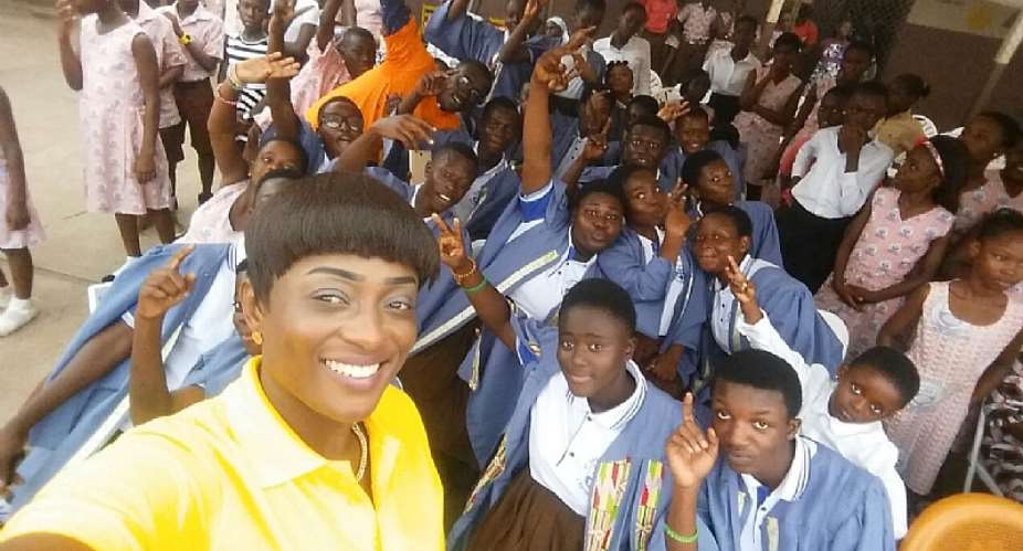 Mary Agyemang Donates To St George's School