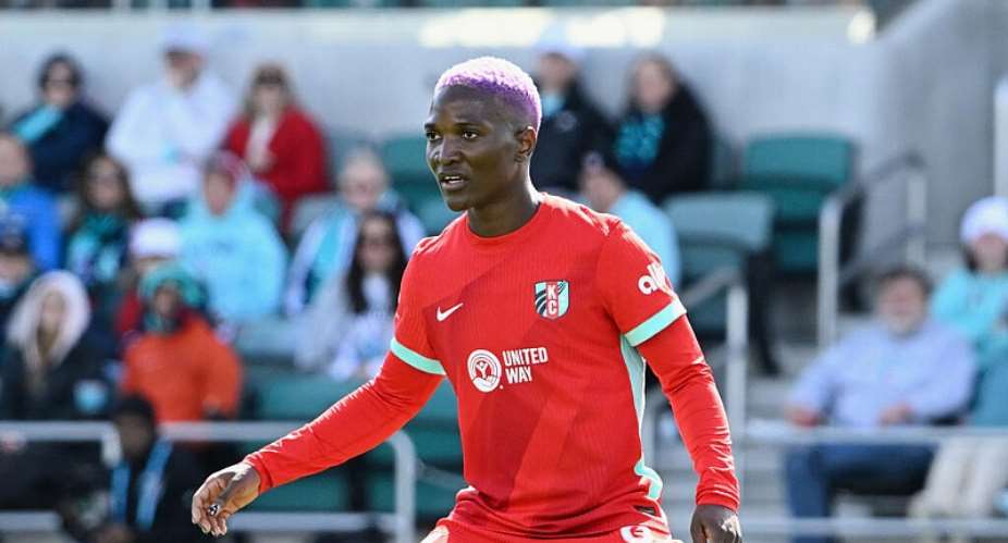 Kansas City Current forward Temwa Chawinga in action against Gotham FC during an NWSL soccer match on April 4, 2026, in Kansas City, Mo. -  Reed Hoffmann, AP