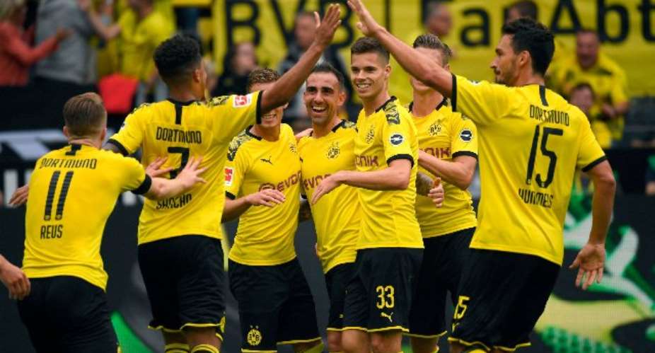 Dortmund Crush Augsburg To Set Title Marker In Season Opener