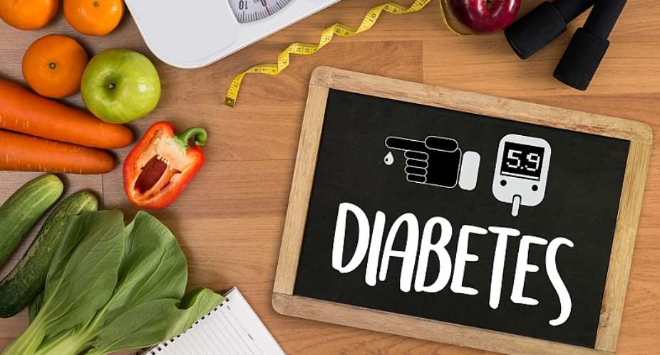 Many people with diabetes did not follow a healthy diet. - Source: Shutterstock