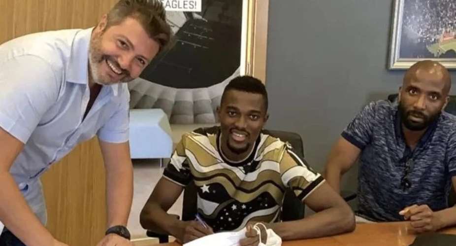 Besiktas Complete Bernard Mensah Signing