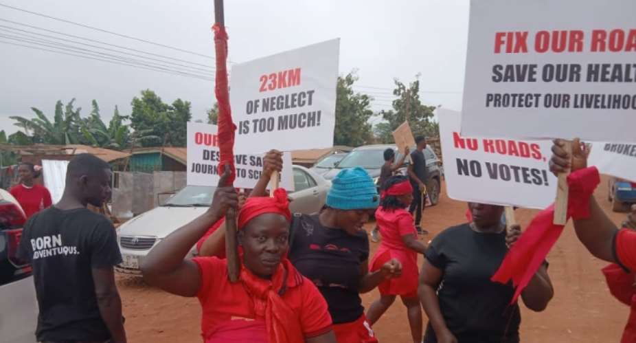 Dome-Kwabenya-Kitase residents hit streets over 20-year abandoned road project