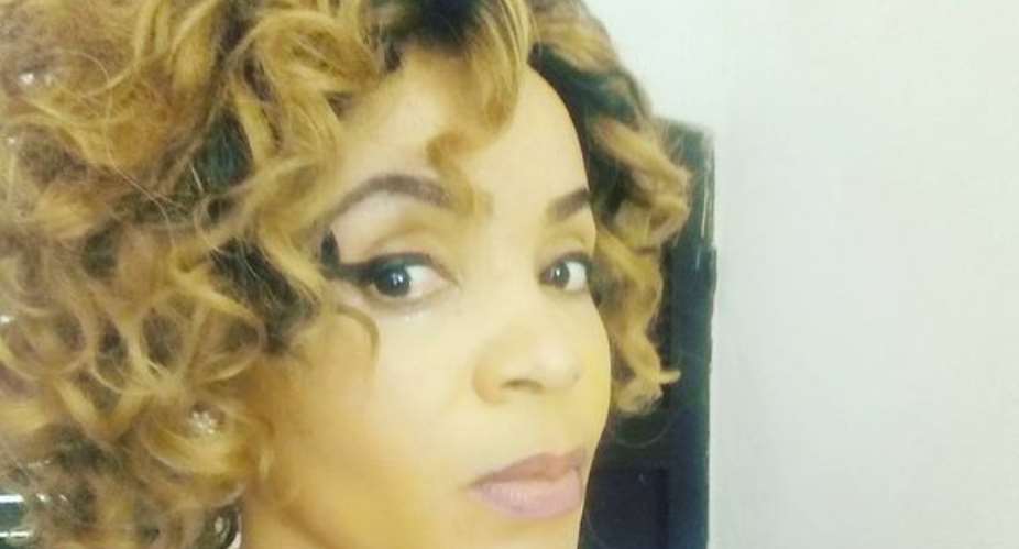 Actress, Cossy Ojiakors Friend goes Clubbing in Abuja Without Pants