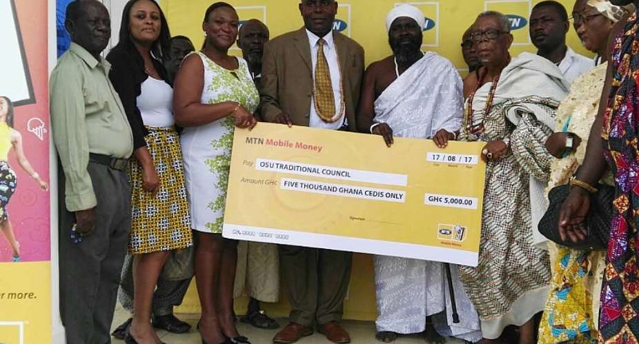 MTN Donates GH5,000 To Osu Homowo
