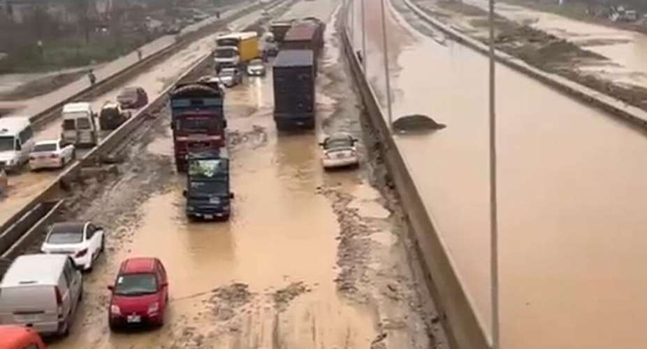 Pay the contractor to make Pokuase-Nsawam road motorable — Kamal-Deen Abdulai to Gov’t