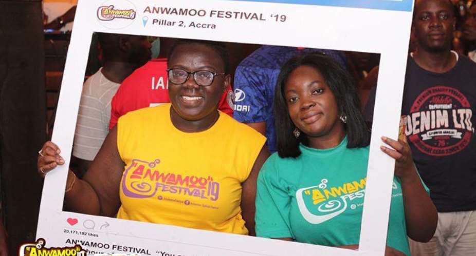 Ghana Jollof To AnwaMoo Oil Rice: Oil Rice Event Draws Thousands From Social Media