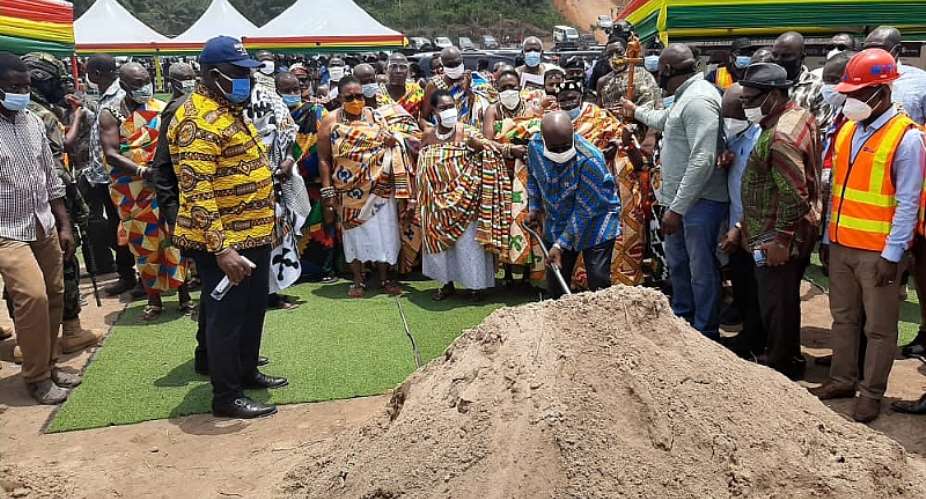 Akufo-Addo Cuts Sod For Construction Of 100-bed Capacity District Hospital At Shama