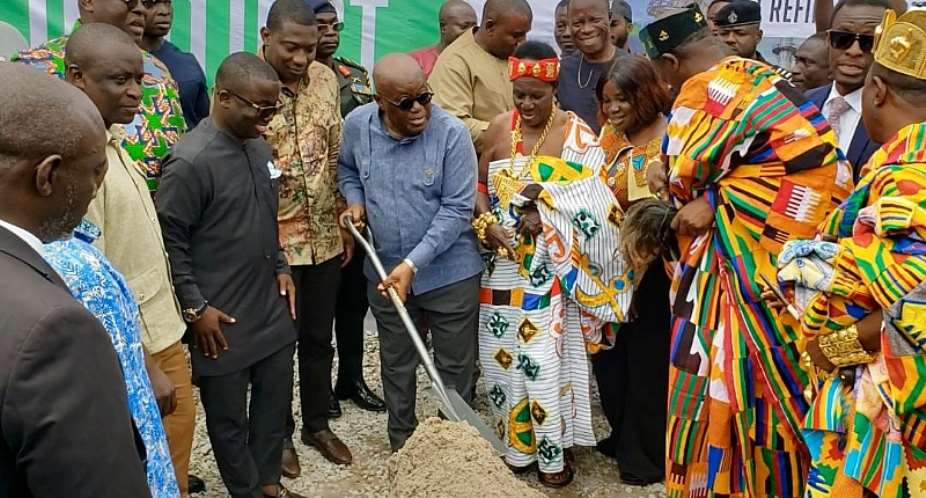 Akufo-Addo cuts sod for phase-one of Petroleum Hub project at Jomoro