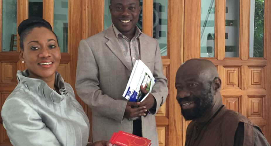 Dr. Kofi Kissi Domperes Two New Books On Information-Knowledge System Out