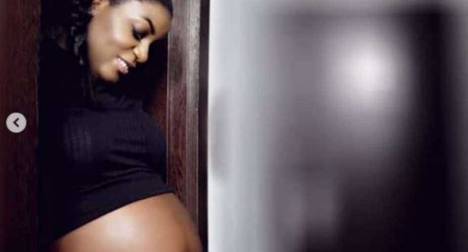 Nollywood Actress, Queen Nwokoye Welcomes Baby Girl