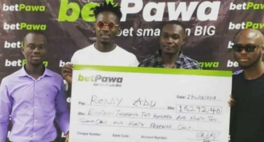 Mr Eazi Presents ¢18,000 Award To BetPawa Winner