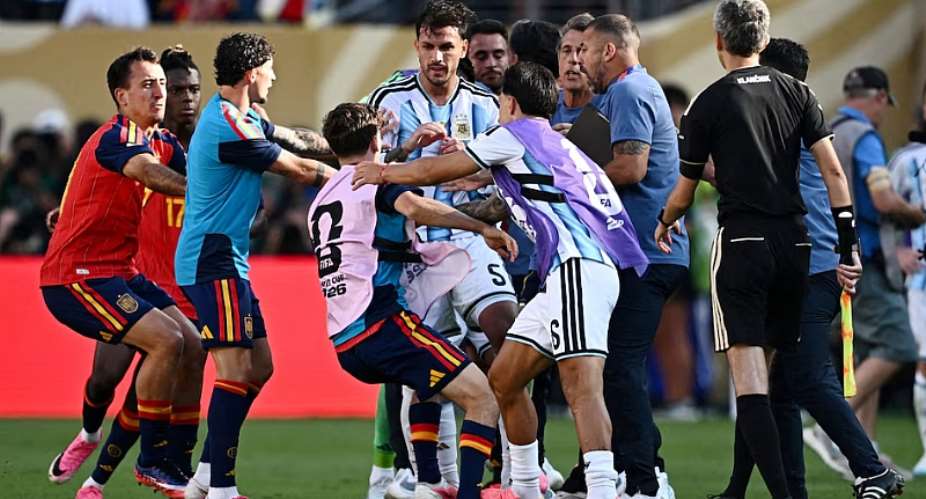 Paredes banned for 10 games after World Cup final fracas, Argentina fined