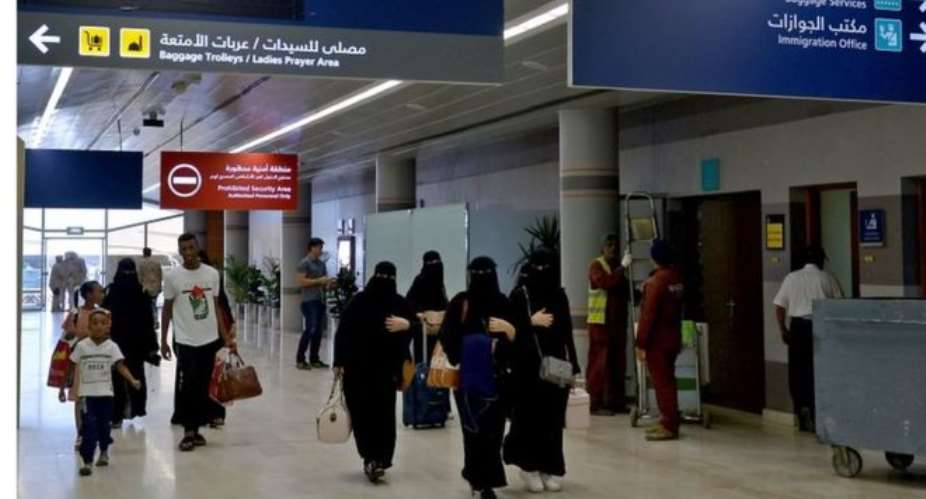 Saudi Arabia Women Can Now Travel Without Male Guardian Permission