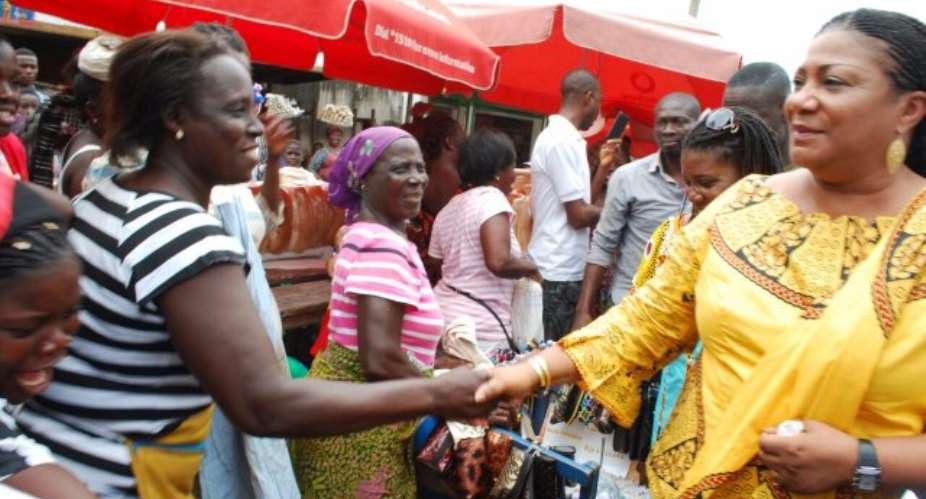 Mrs Akufo–Addo meets defected NDC members