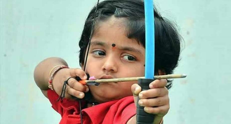 Girl, 3, Fires 1,111 Arrows In A Row To Set Guinness Record