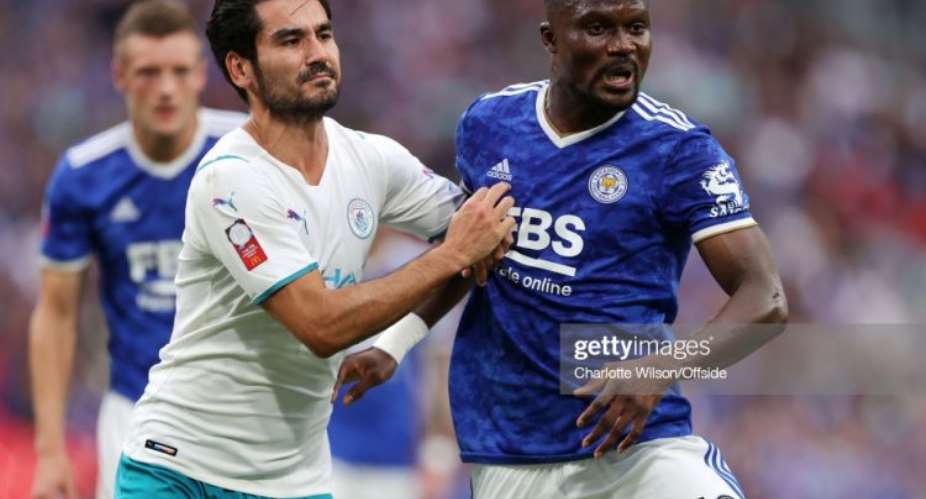 LONDON, ENGLAND - AUGUST 07: Ilkay Gundogan of Man City and Daniel Amartey of Leicester during the FA Community Shield match between Leicester City and Manchester City at Wembley Stadium on August 7, 2021 in London, England. Photo by Charlotte WilsonOffsideOffside via Getty Images