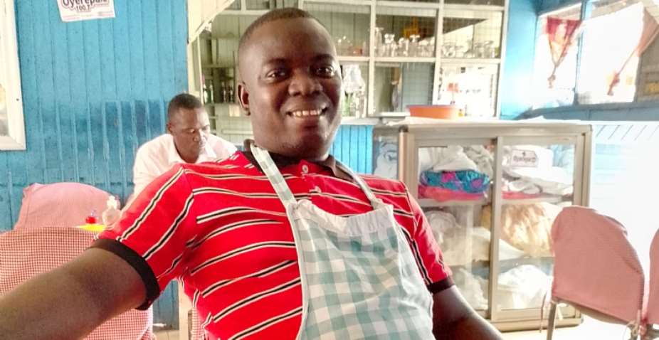Popular Kumasi Food Vendor advises lazy youth to stop blaming government for being jobless