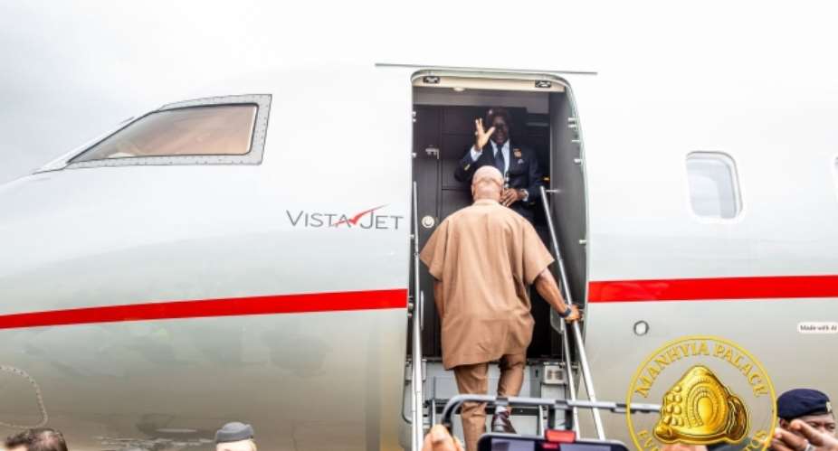 Otumfuo Departs Kumasi for TwoWeek Working Visit to the United States