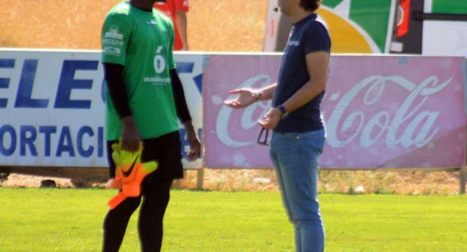 Ghana goalkeeper Razak Brimah to stay and fight for his position at Cordoba
