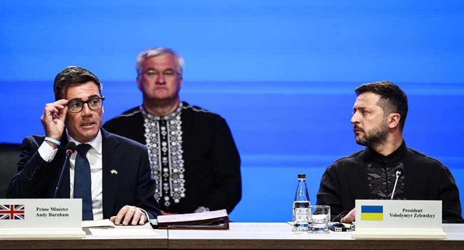 British Prime Minister Andy Burnham meets Ukrainian President Volodymyr Zelensky on August 24, 2026 during his first visit to Kyiv since taking office. -  Henry Nicholls, AFP