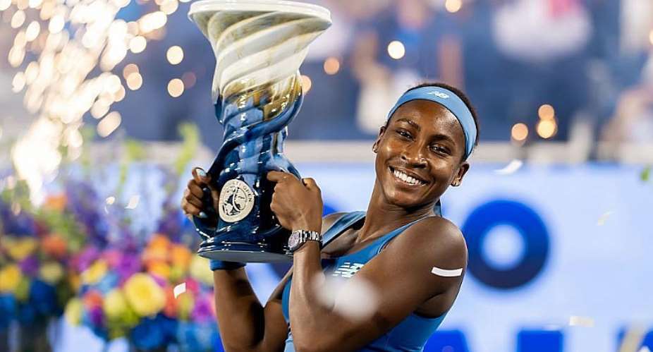 Getty ImagesImage caption: After losing the first set in her opening match against Liudmila Samsonova, Gauff won the next 12 to earn the trophy in Cincinnati