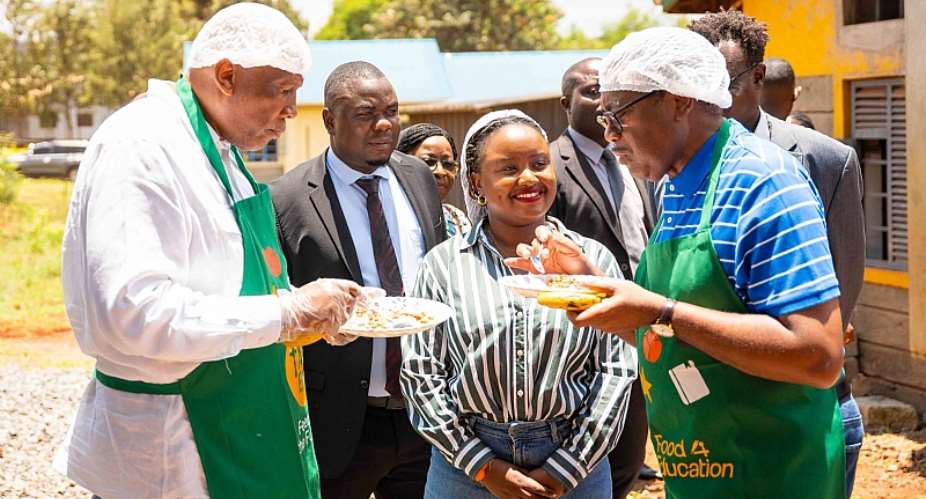 Wawira -Kings and Presidents Eat F4E Meals