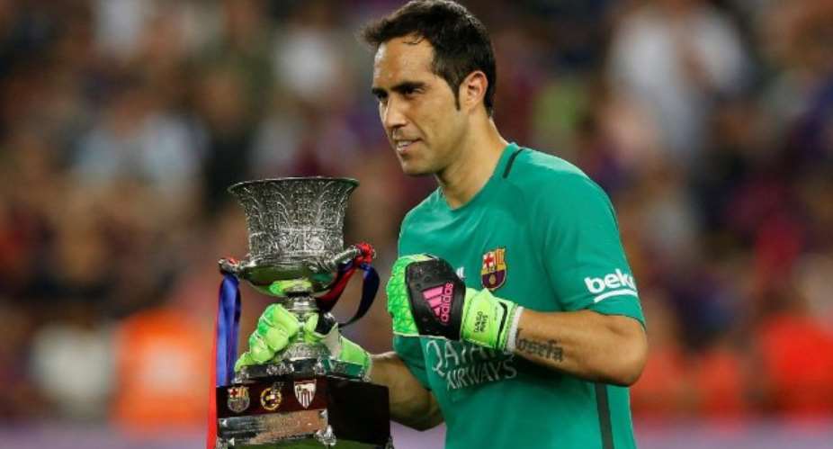 Claudio Bravo's 17m deal to Manchester City confirmed, Joe Hart future thrown into doubt