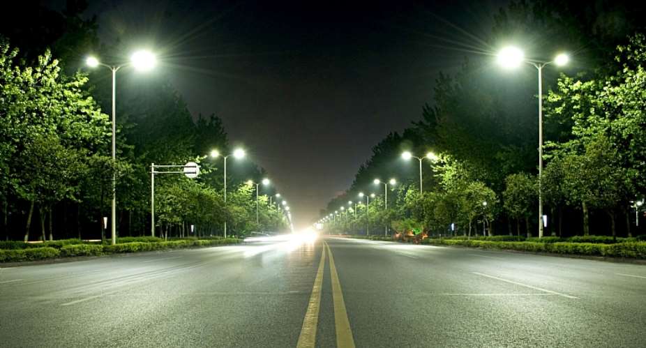 Fix streetlights in the presence of police