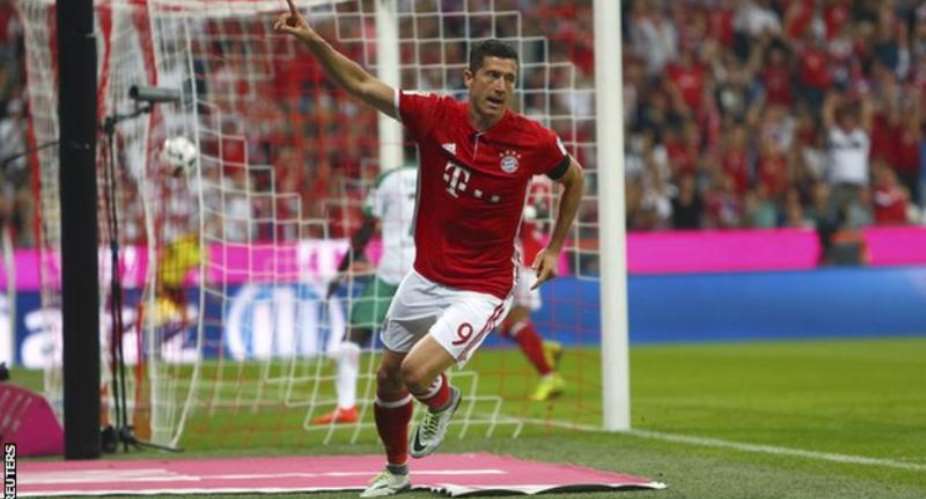 Lewandowski hits hat-rick as Bayern open season with 6-0 win