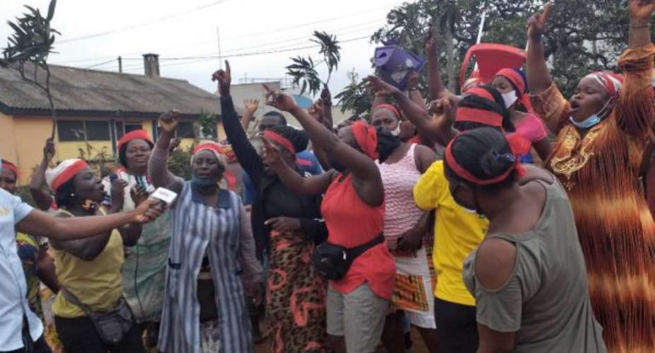 Police Wives Embark On Demonstration