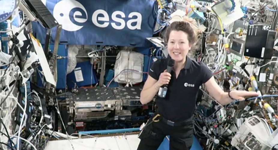 Sophie Adenot answered questions from RFIs Baptiste Coulon and France 24s Sylvain Rousseau from the ISS on 26 August. -  RFI
