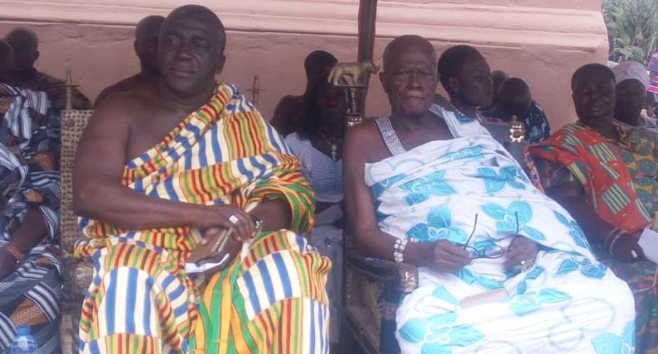 Esikado Omanhene Charges Chiefs