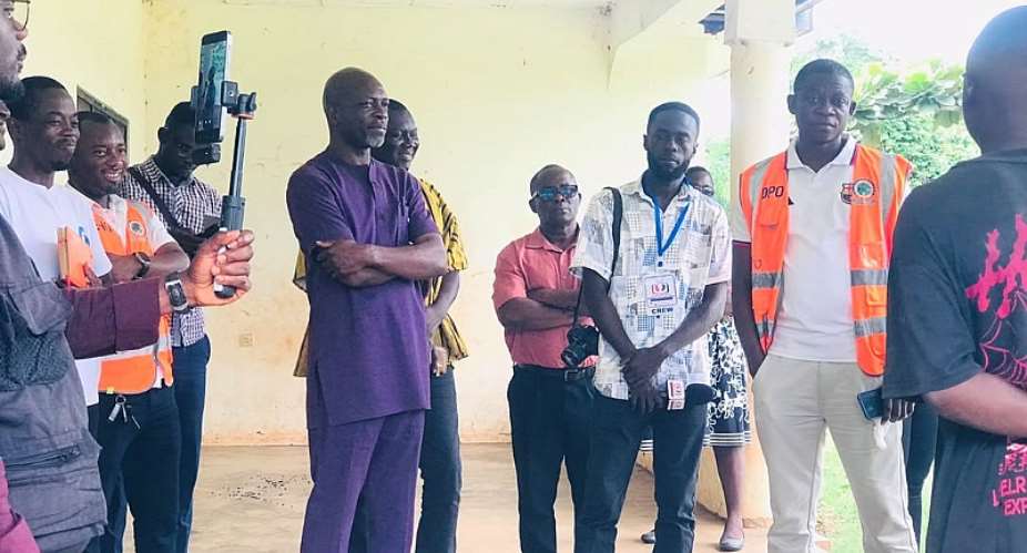 Dormaa East DCE engages Kumagyemire residents on development challenges