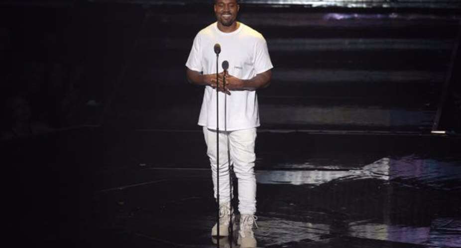 Kanye West pays tribute to himself at 2016 MTV Video Music Awards