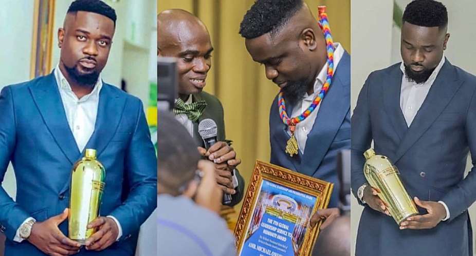 You cant tell me what to give you at my awards — Dr. UN on why he gave Sarkodie a water bottle