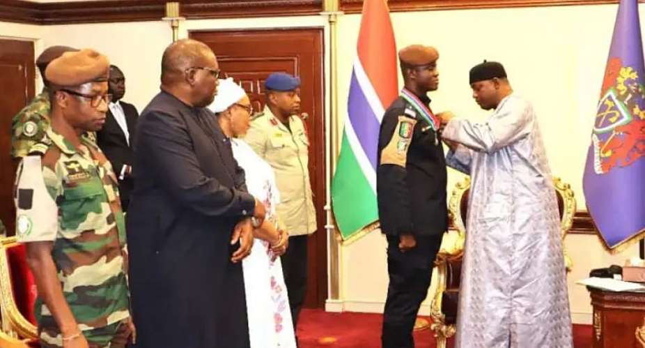 Barrow decorates outgoing State House ECOMIG commander