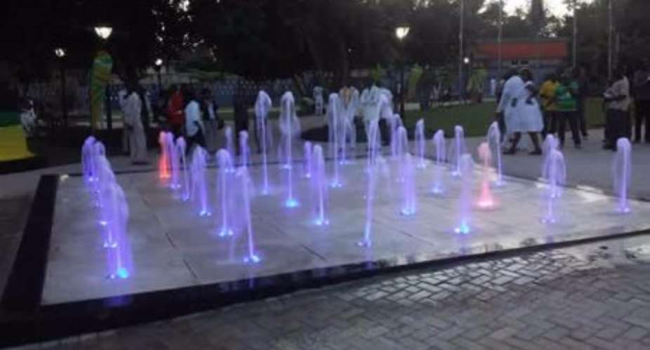 Rattray Park's psychedelic fountain software stolen; facility starts slow death